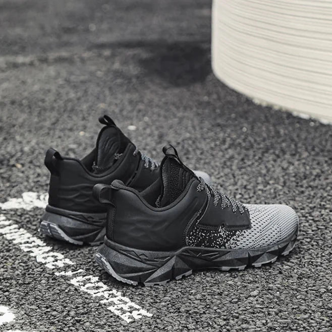 Vegus Sneakers