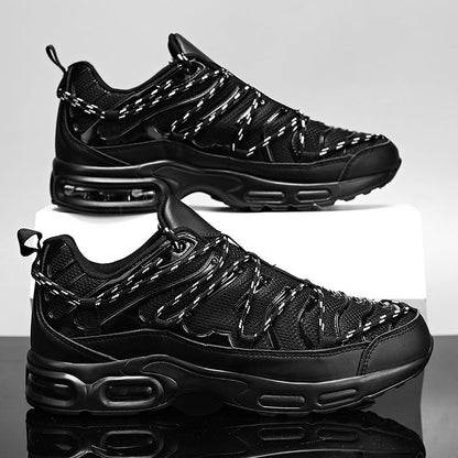 Travis Sneakers