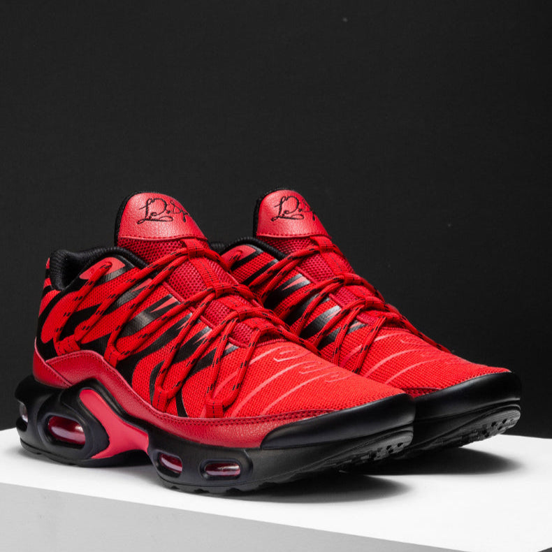 Travis Sneakers