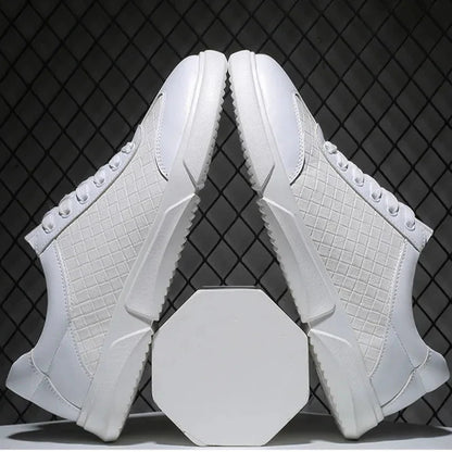 Aztan Sneakers