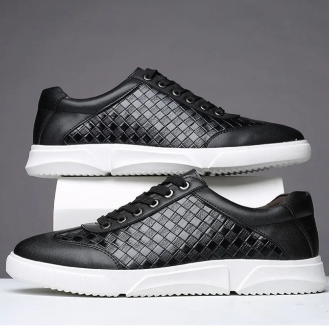 Aztan Sneakers