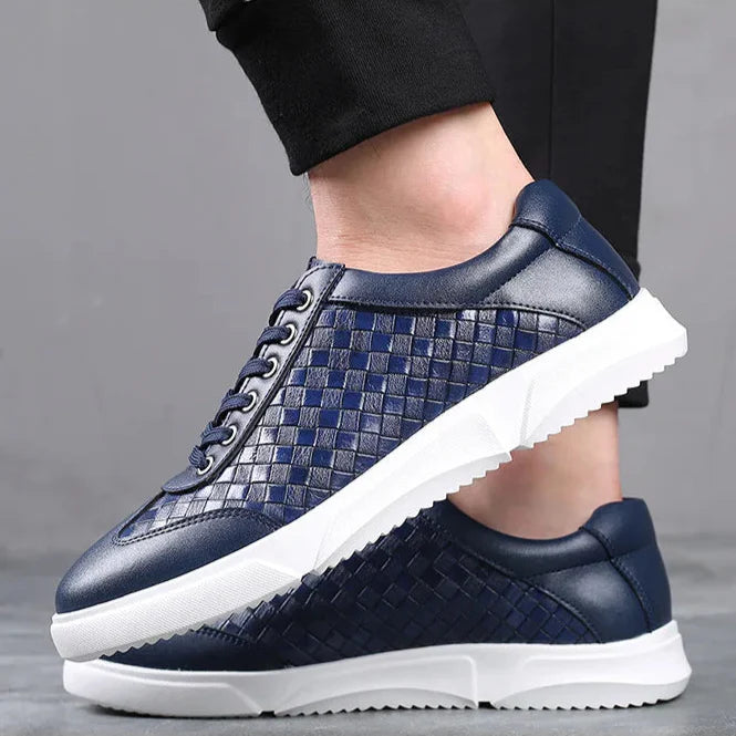 Aztan Sneakers