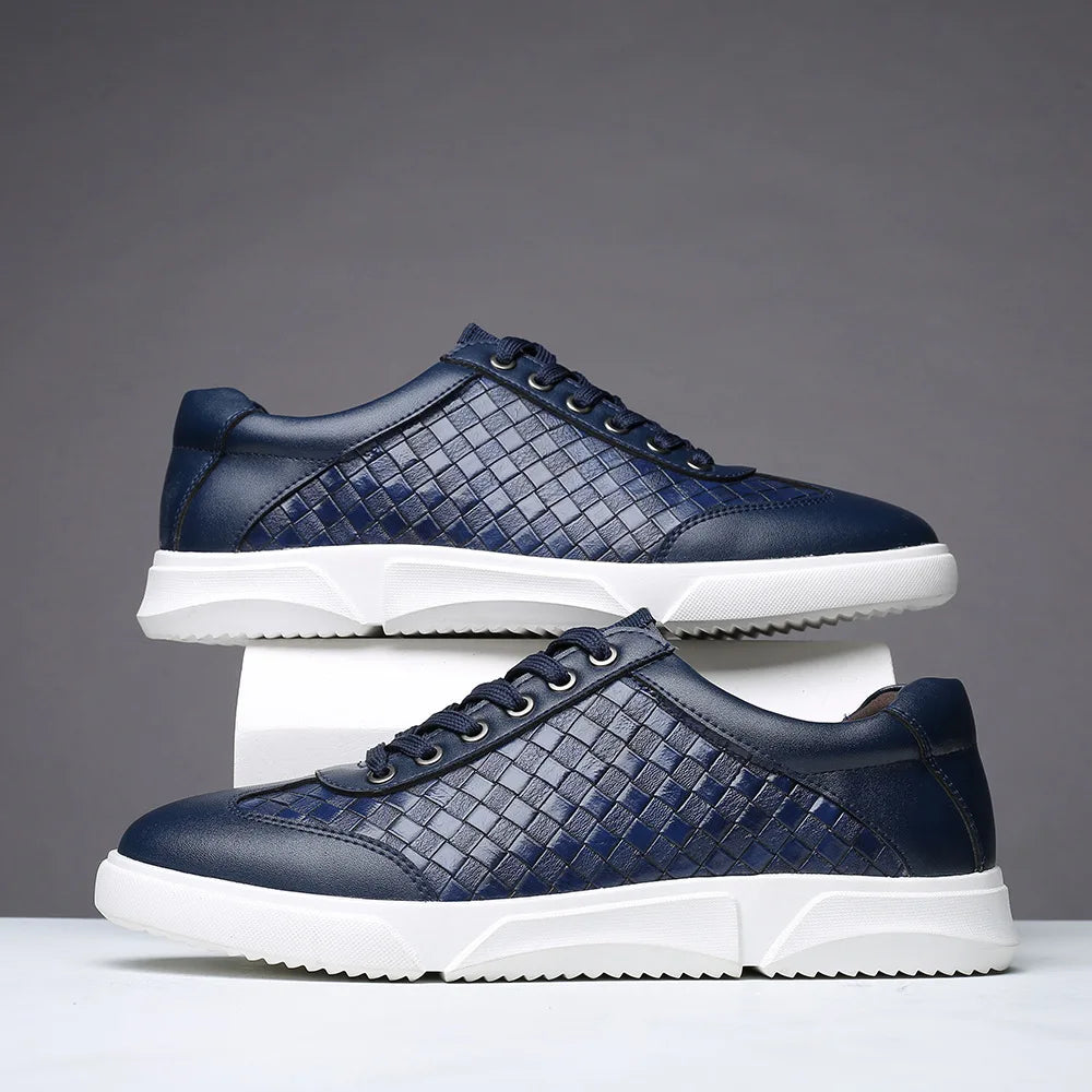 Aztan Sneakers