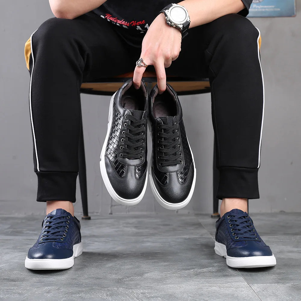 Aztan Sneakers