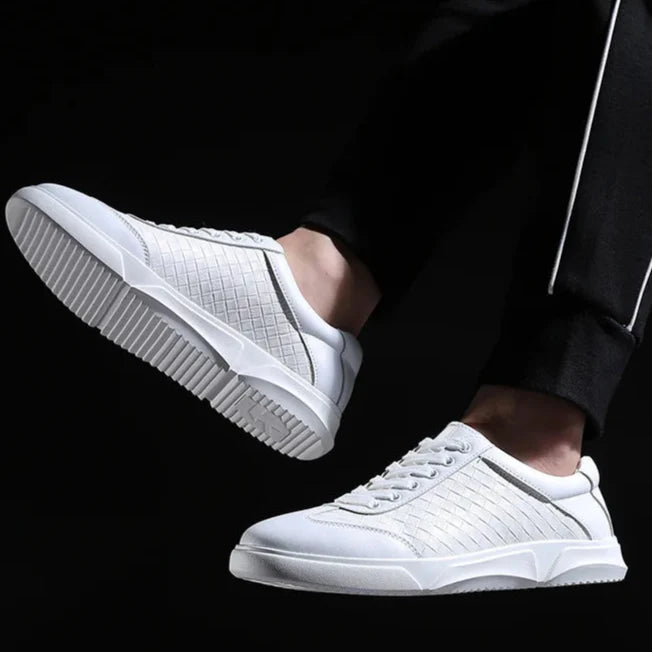 Aztan Sneakers