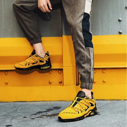 Travis Sneakers