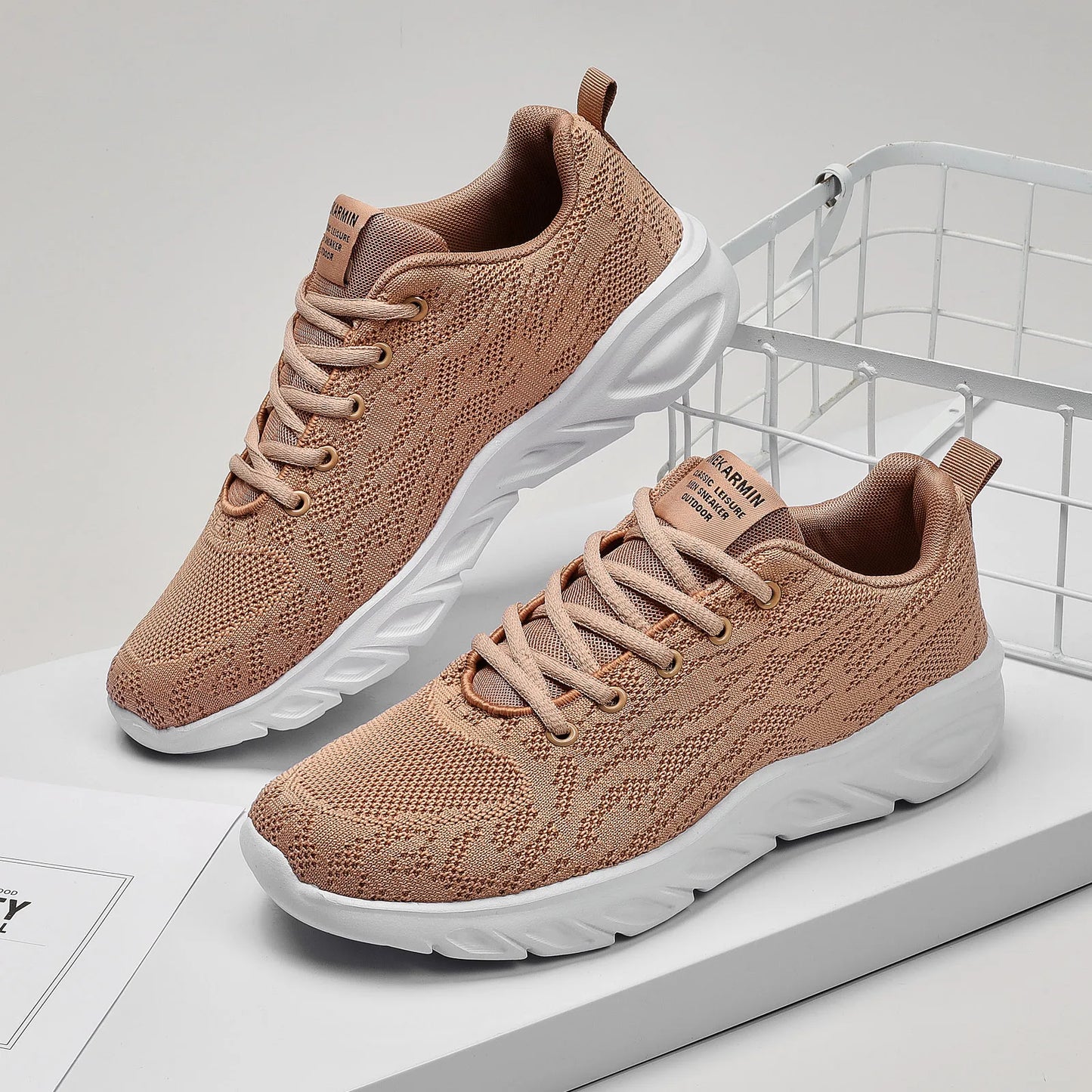 Asper Sneakers