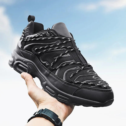 Travis Sneakers
