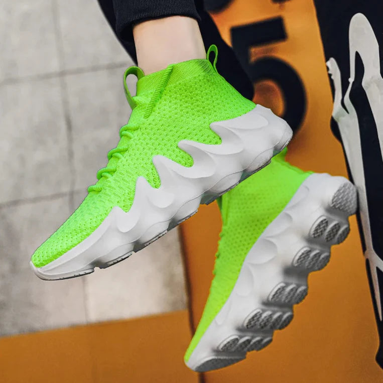 Nero Sneakers