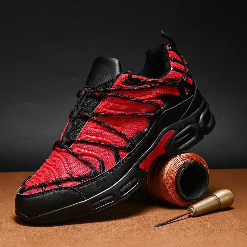 Travis Sneakers