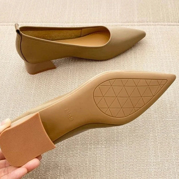 Amili Pumps