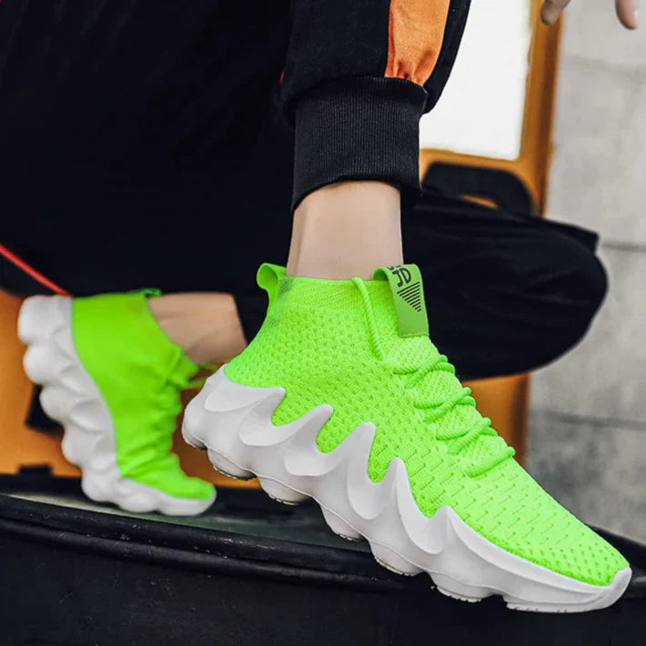 Nero Sneakers