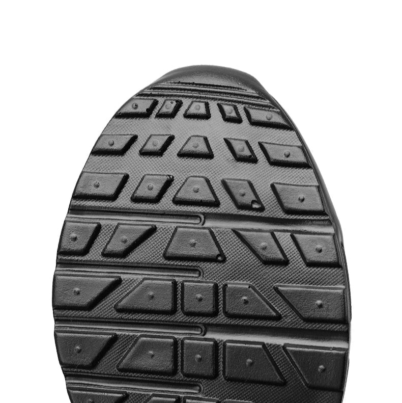 Travis Sneakers